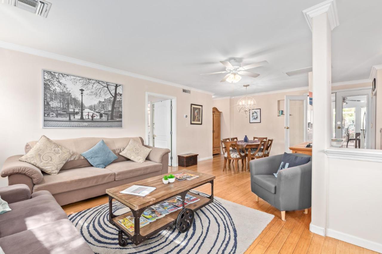 Desert Rose Villas - Private One Bedroom In Old Town Скотсдейл Екстериор снимка