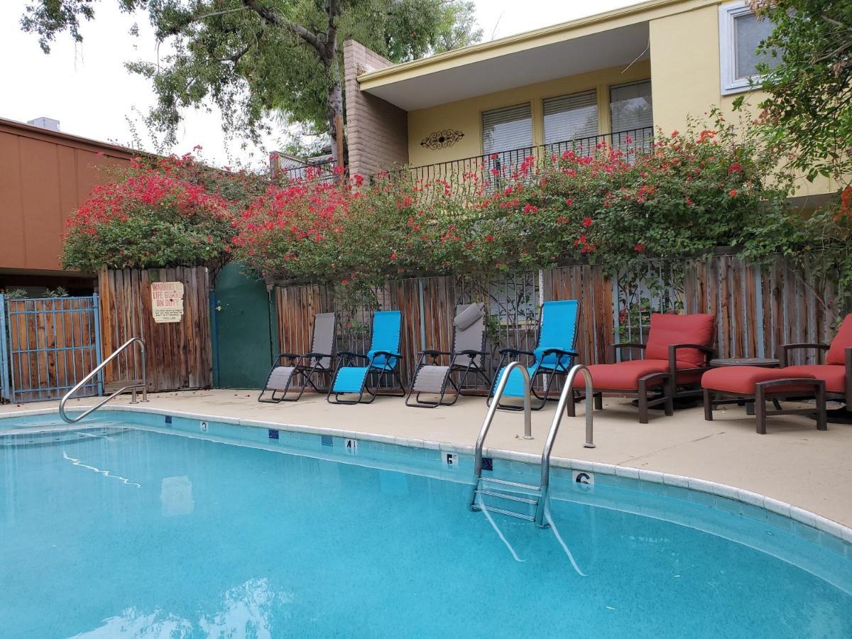 Desert Rose Villas - Private One Bedroom In Old Town Скотсдейл Екстериор снимка